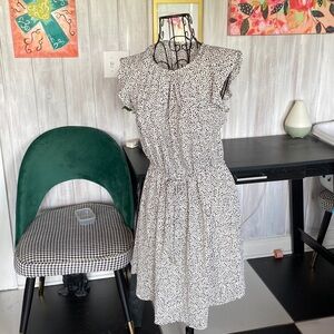 H&M flutter sleeve dress Sz 4